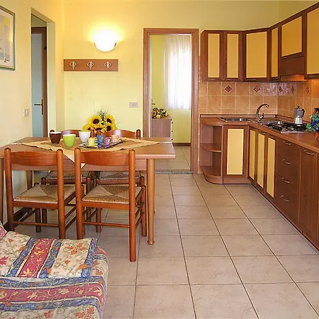 Апартаменти Azalea *